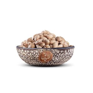 Raw paper skin moheb almond، بادام پوست کاغذی‌ محب خام